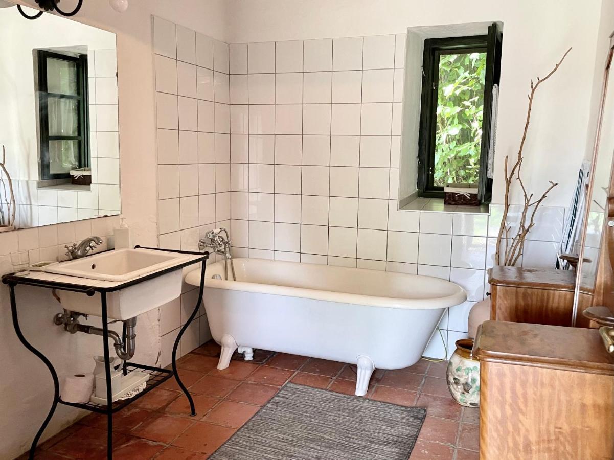 Lelle Vineyard Cottages Balatonlelle Exterior foto